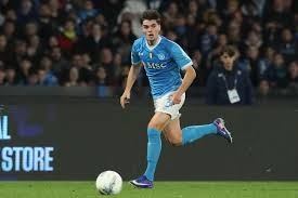 火药味 施罗德赛后试图击打东契奇引热议