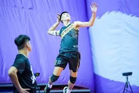 20岁新星独自撑起AC米兰左路走廊：力压S2，英超球会争相抢购他